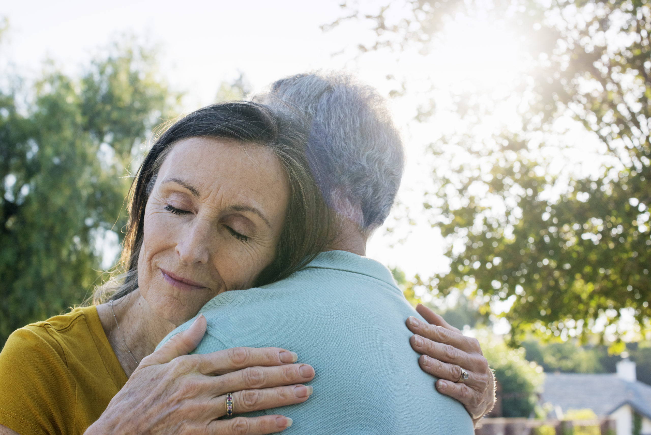 Senioren haben viele Möglichkeiten, der Einsamkeit im Alter zu entrinnen.