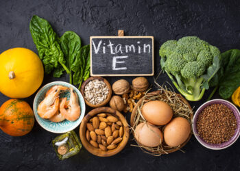 Vitamine sind für ältere Menschen besonders wichtig. Foto: furmanphoto via Envato